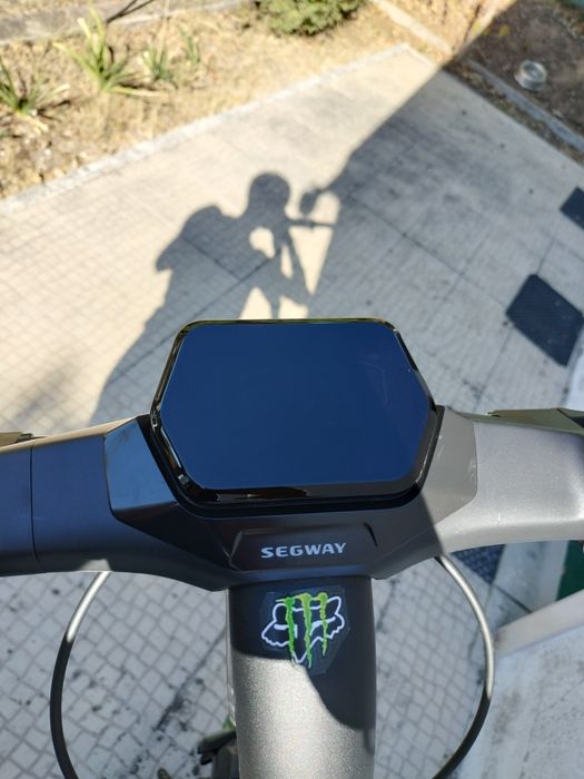 Segway zt3 pro, três meses de uso, bom estado, garantia de 2 anos e 7 meses.