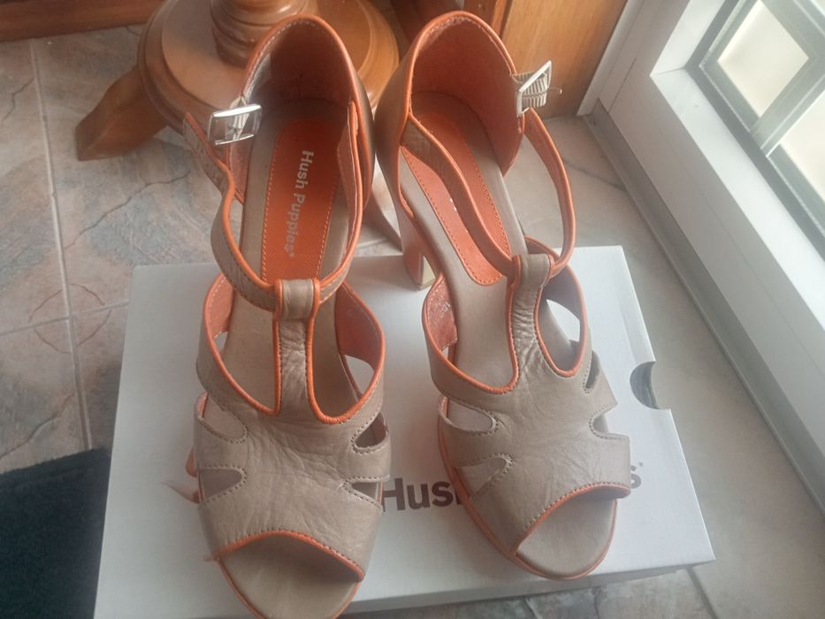 Sandálias Hush Puppies