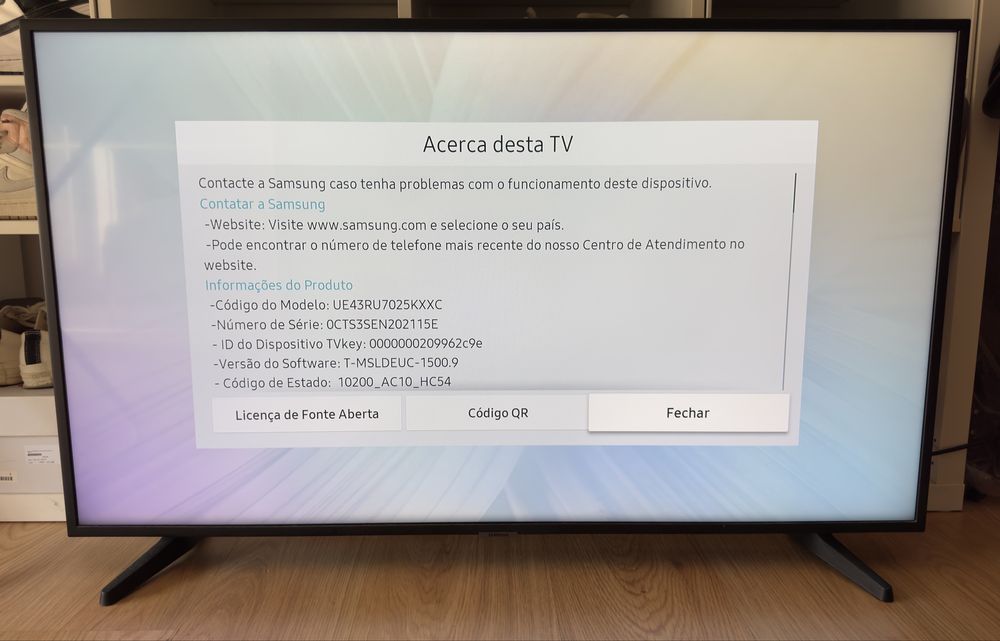 Samsung 43” 4K Smart TV – UE43RU7025KXXC