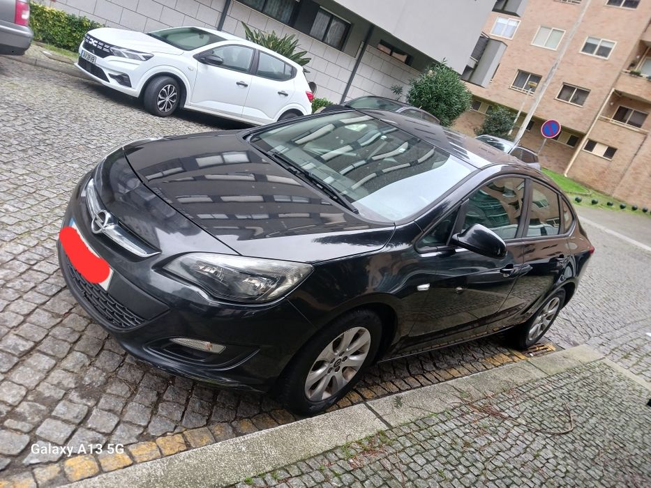 Opel Astra 2014 gasóleo