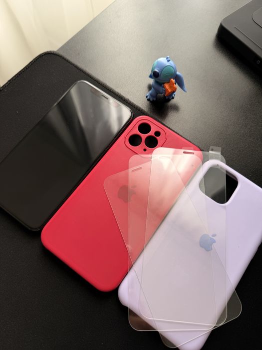 Чохли на iphone 11 pro