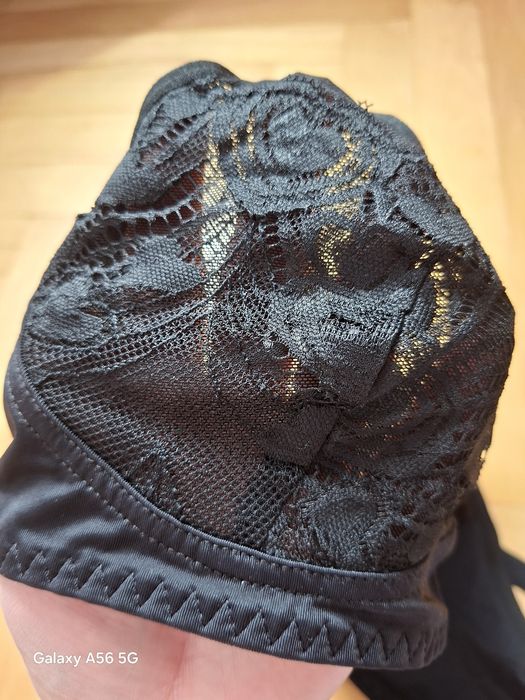 Stanik biustonosz czarny miękki rozmiar M miseczka B