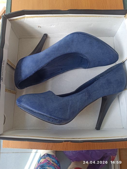 Buty damskie r 38