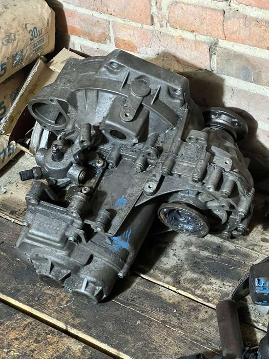 Коробка передач кпп  Volkswagen golf 5 Seat Audi Skoda 2.0 fsi 6 ступка