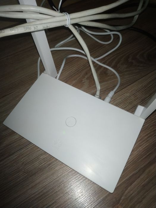 Ролтер HUAWEI  Model:WS318n