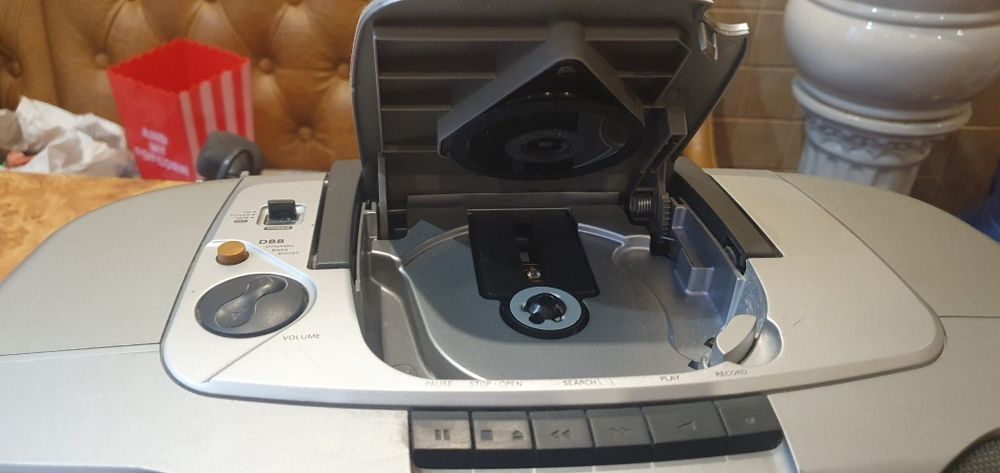 Бумбокс магнітола радіо PHILIPS