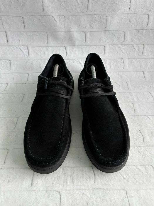 Чорні Чоловічі Замшеві Мокасини Clarks Court Lite Wally Black Size 44 Розмір Туфлі Топсайдери Мешти Класичний Дизайн Із Комфортом Кросівок Оригінал