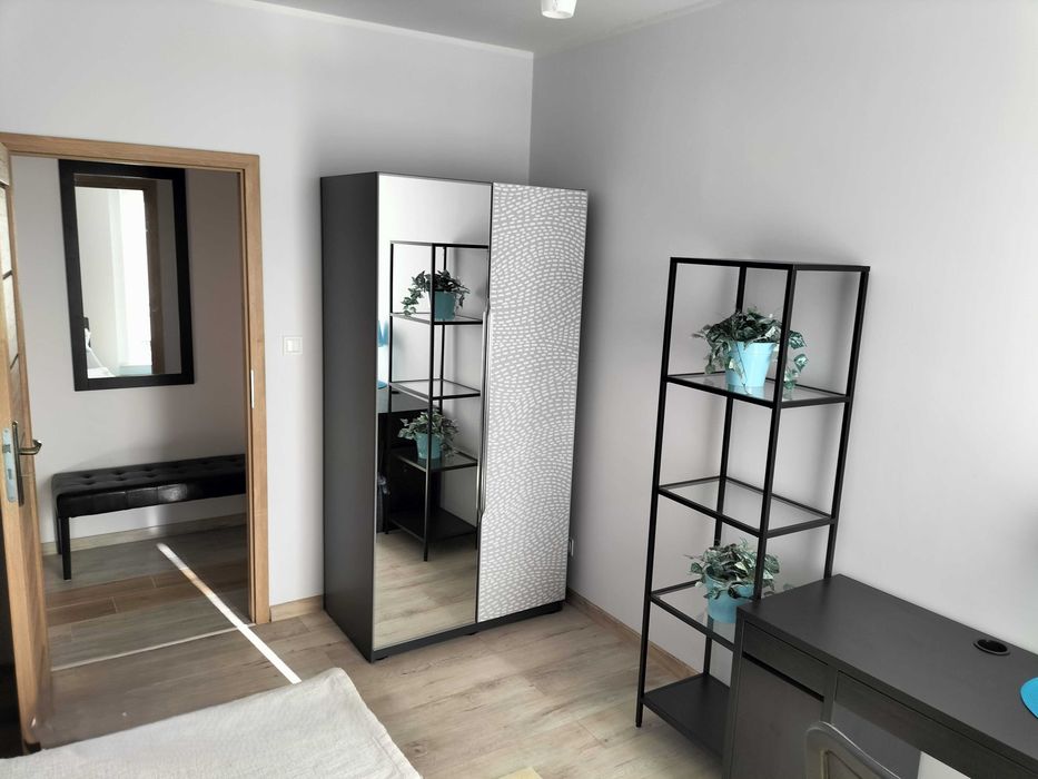 Skrzyżowanie Marszałków nowy 3 pokojowy umeblowany apartament 53 m, garaż