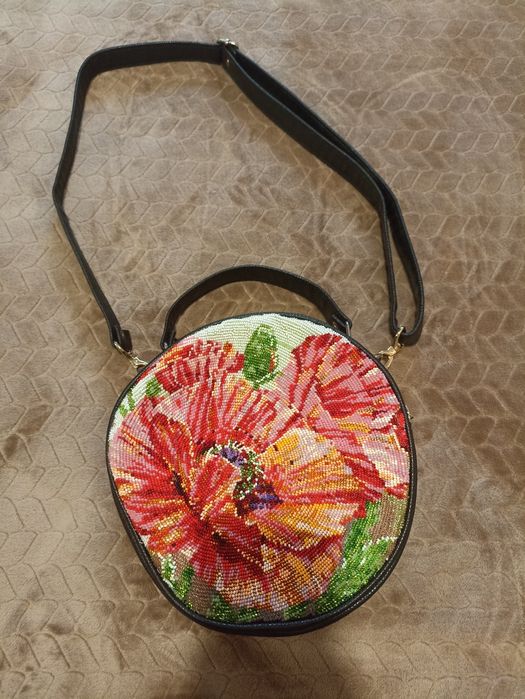 Сумка вишита бісером