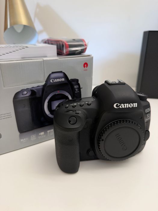Canon EOS 5D Mark IV (Corpo) - 6 mil disparos