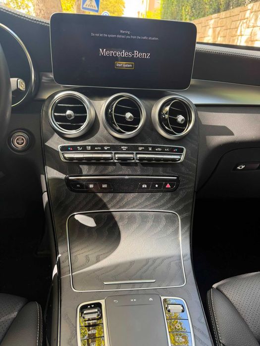 Mercedes-Benz GLC 300e Coupé | 2023 | 59.000 KM | 18 meses de garantia