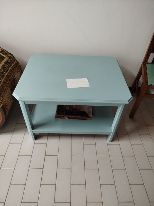 Mesa de apoio em madeira