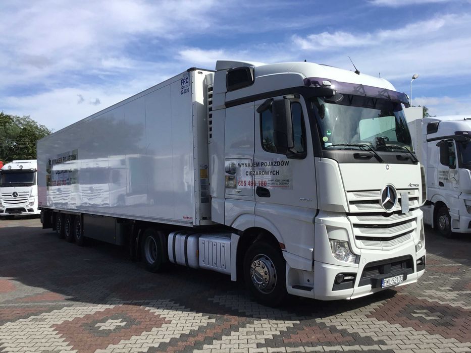 Wynajem naczep chłodni firan ciągników siodłowych.