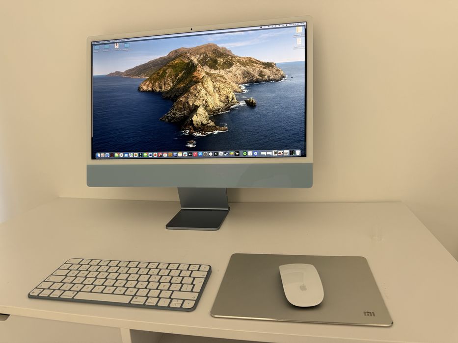 Apple iMac 24” M3 2023 | 8GB RAM | 256GB SSD | Magic Keyboard + Magic Mouse