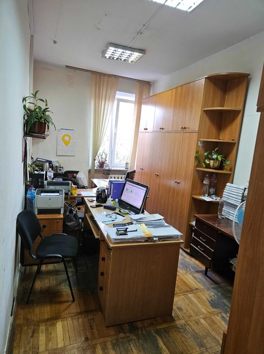 Комплекс будівель, площею 1 141,20 кв.м., м.Рівне