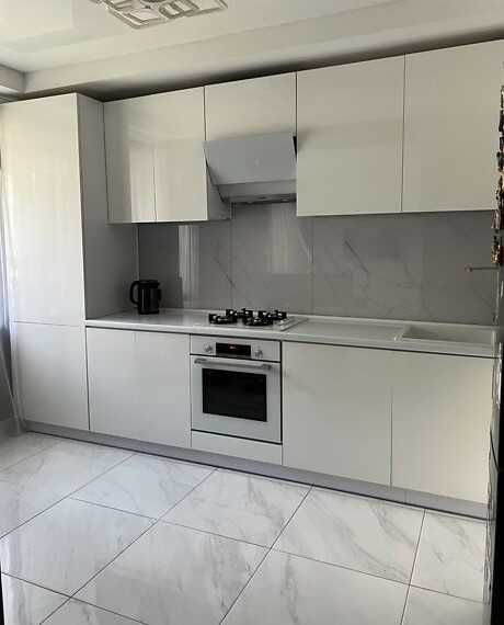 Зміна ціни ТЕРМІНОВО 1 км квартира з дизайнерським ремонтом на озерній