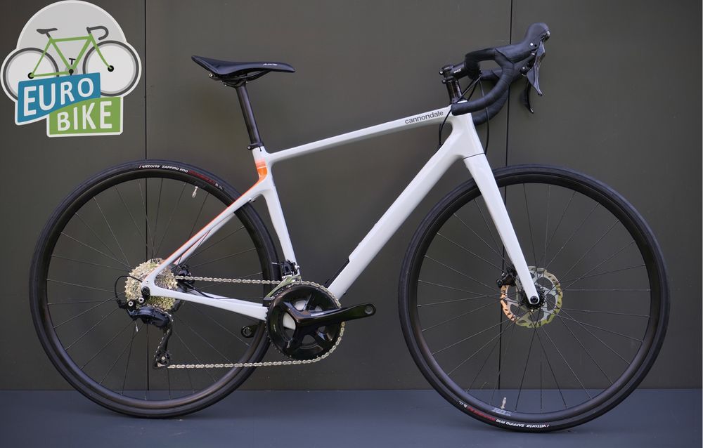 Шосейний велосипед Cannondale Synapse Carbon 3 105