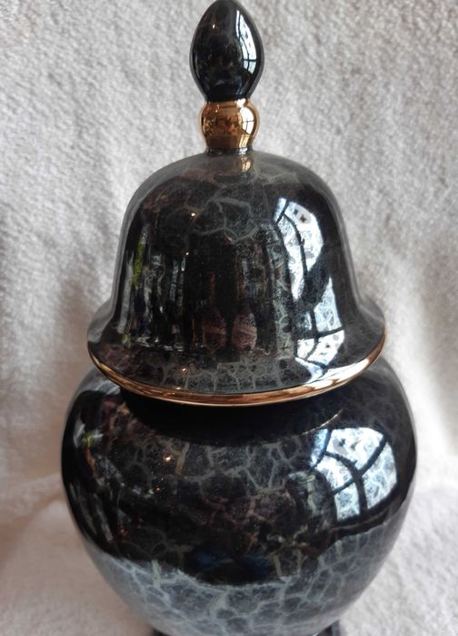 Belíssimo Pote em faiança vidrada