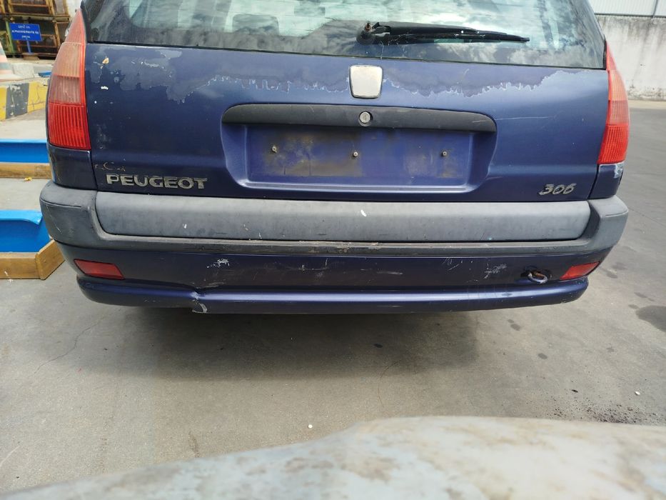 Pára-choques trás PEUGEOT 306 Break (7E, N3, N5)