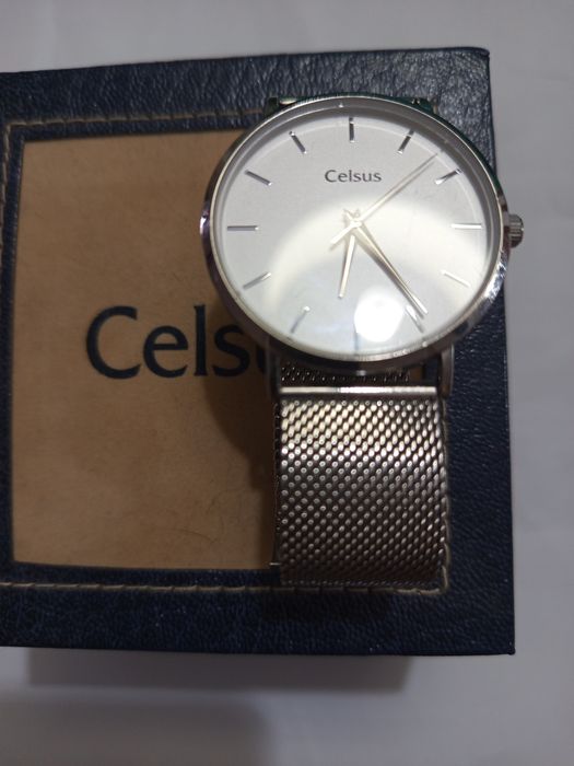 Relógio de senhora marca Celsus