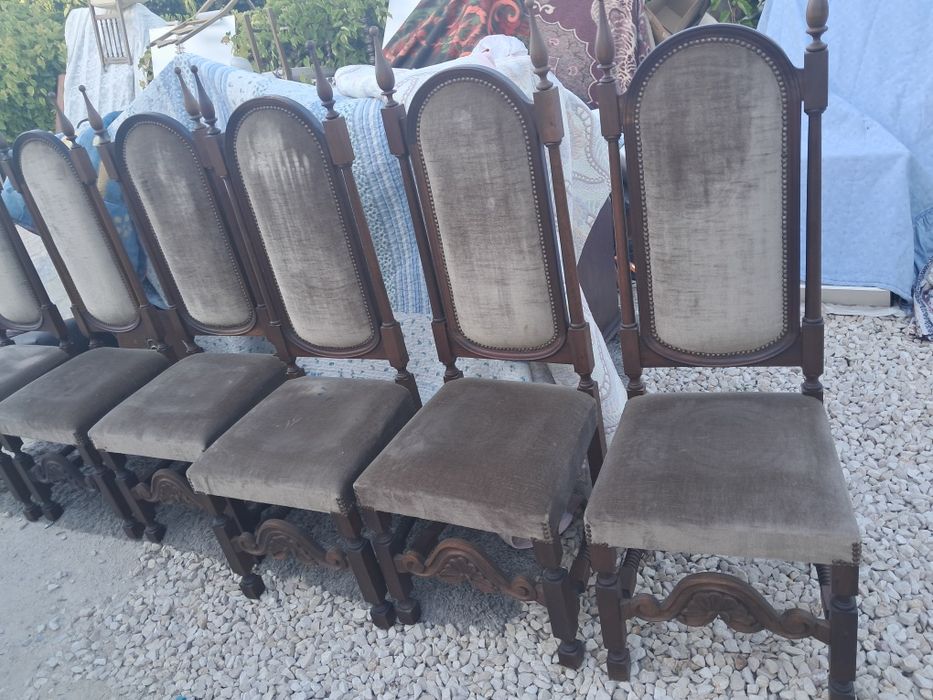Mesa de sala extensivel com seus cadeiras