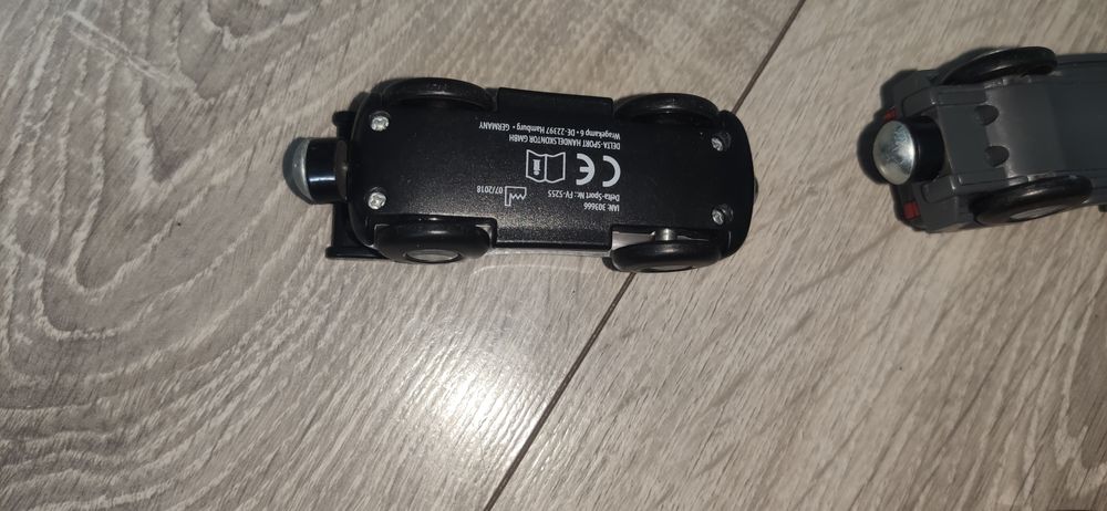 Auta na magnes magnetyczne samochody pojazdy