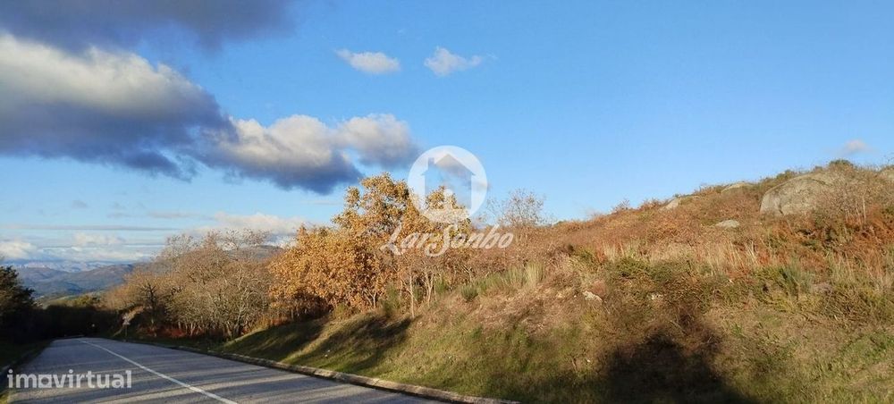 Terreno Rústico com 8.569m² em Zona Alta da Cidade de Fafe