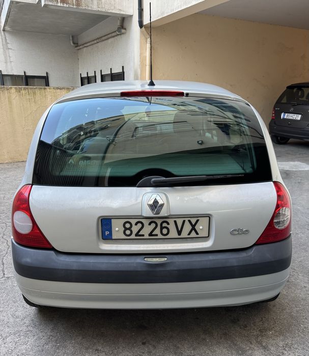 Renault Clio II 1.2 16V - RESERVADO