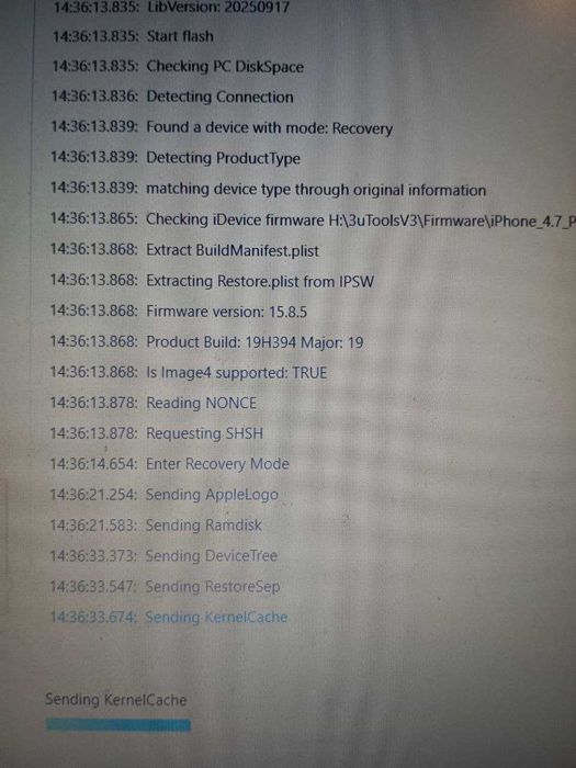 Полурабочая материнская плата от IPHONE 7 32GB BLACK Айфон 7 на 32 гб