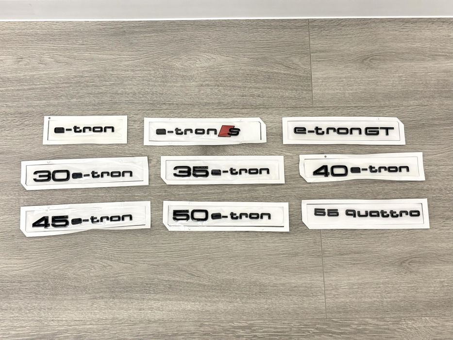 Шильдик надпис Audi емблема А4 А6 Q5 Q7 S line quattro e tron  Ауди