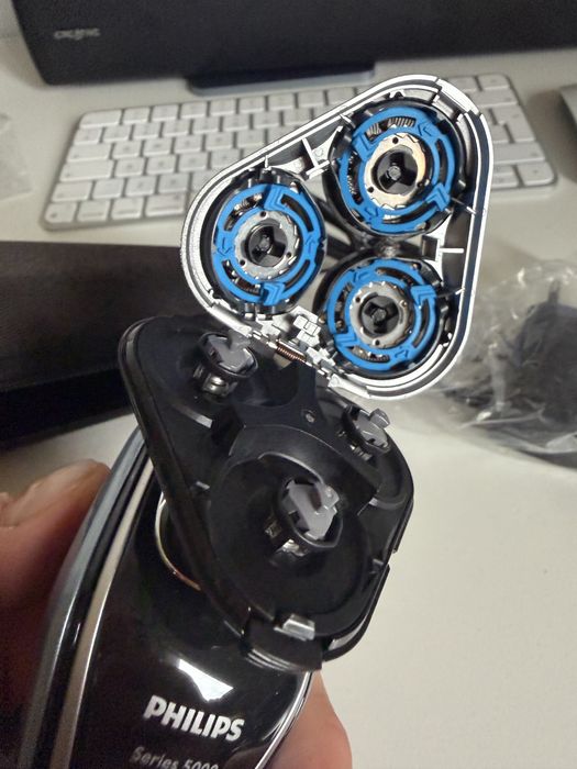 Golarka Philips Series 5000 PowerTouch S5380