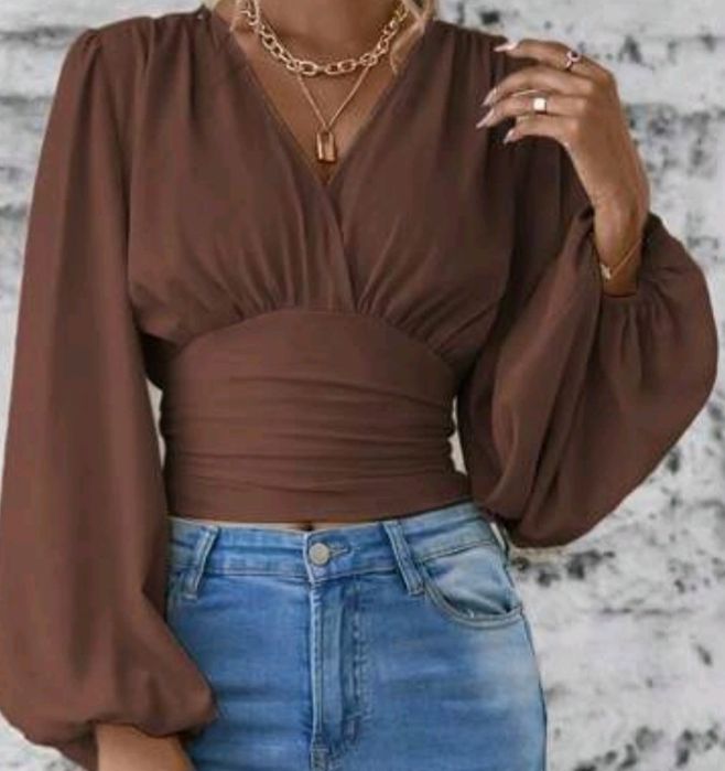 Elegante camisa a traçar no peito lindíssima moderna nova