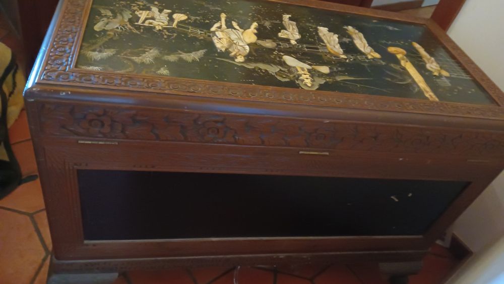 Arca mala cânfora linda!