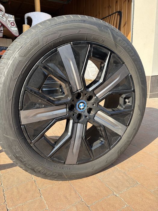 Диски з зимовою гумою BMW IX