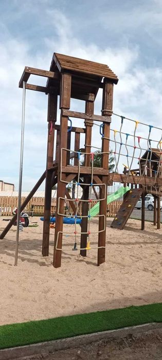 PARQUE INFANTIL PONTES SUSPENSAS ESCORREGA BALOIÇOS, BOMBERO, CASINHA