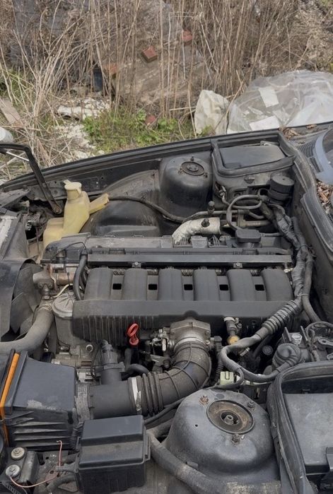 Дві BMW E34 touring m50