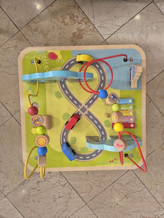 Mesa de Atividades Criança em Madeira