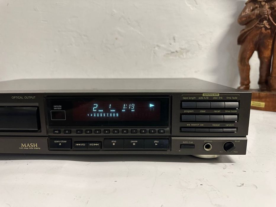 Odtwarzacz CD Technics sl p 377