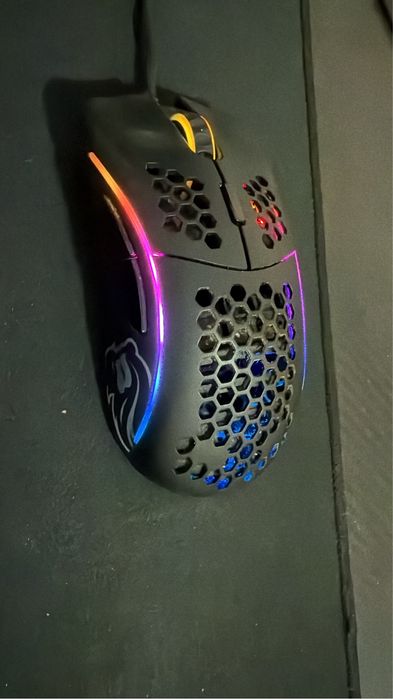 Rato Gaming Glorious Model D RGB — Com fios