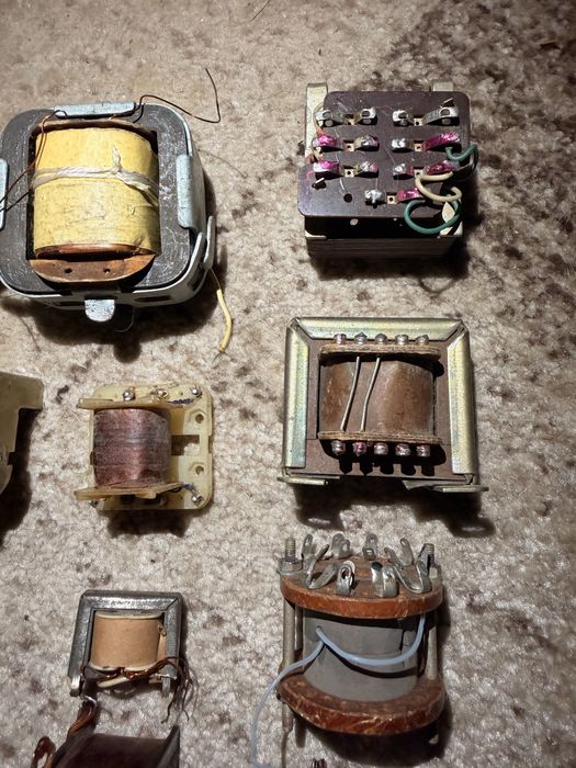 Трансформатор (перетворювач напруги)