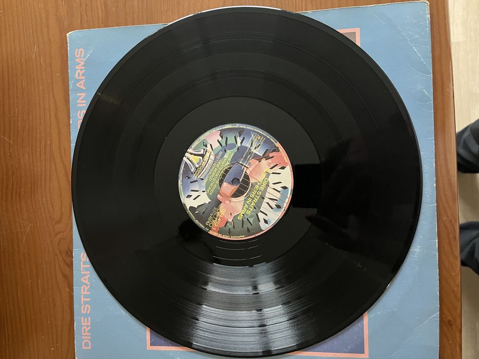 Dire-Straits-Brothers-In-Arms (Vertigo 824 499-1)