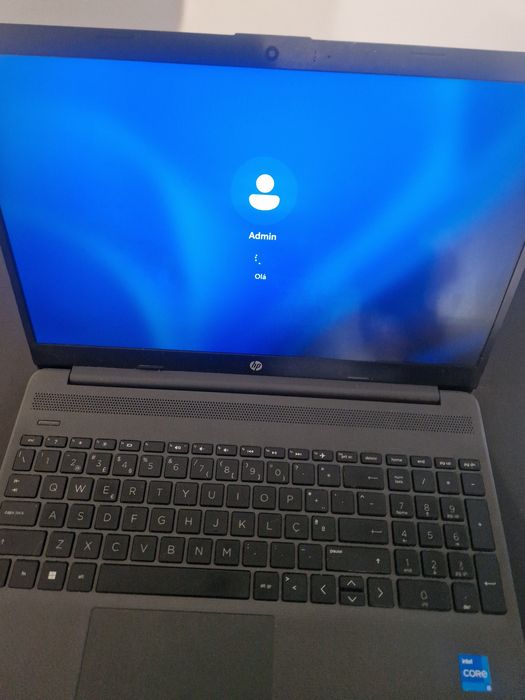 Portátil HP 250 G8 – i5 11ª Geração | 16GB RAM | SSD NVMe