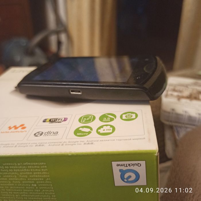 Sony Ericsson Live with Walkman wWT19i