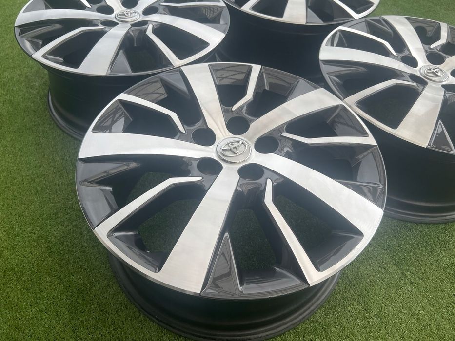 KOMPLET FELG FELGI ALU TOYOTA PROACE EXPERT TRAVELLER 17 5X108 ORYGINALNE
