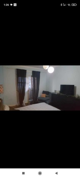 Quarto Casal  Cacem-  1/11/25  - 3 minutos da CP - Avenida bons amigos