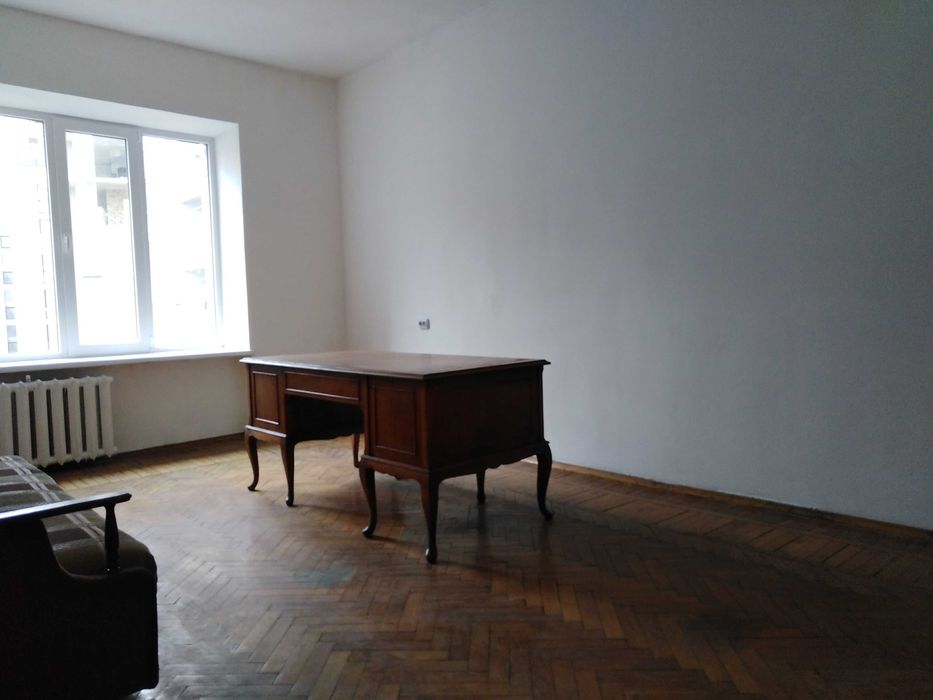 Офіс в оренду (22 м. кв.)