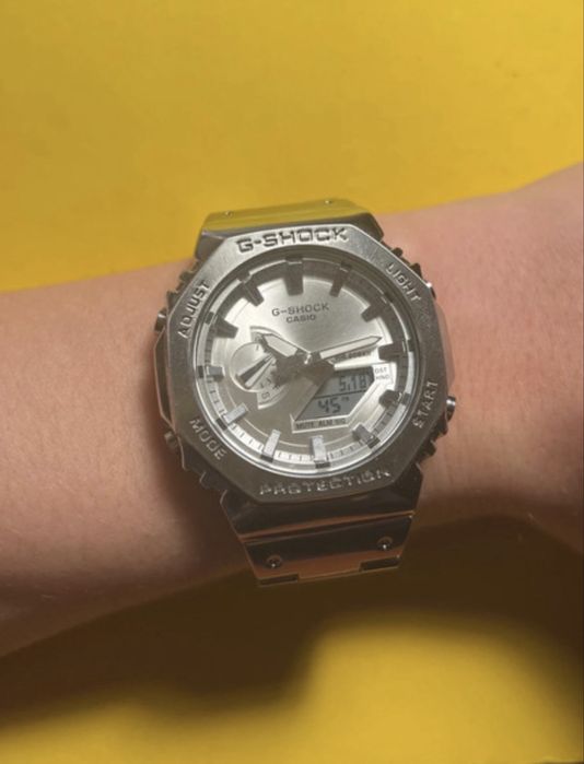 Casio G Shock srebrny metal