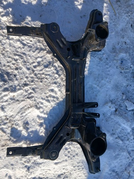 Балка/підрамник  Гольф3