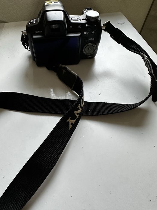 Sony Cyber-shot DSC-H50