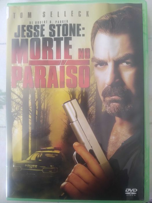 Morte no Paraíso Tom Selleck